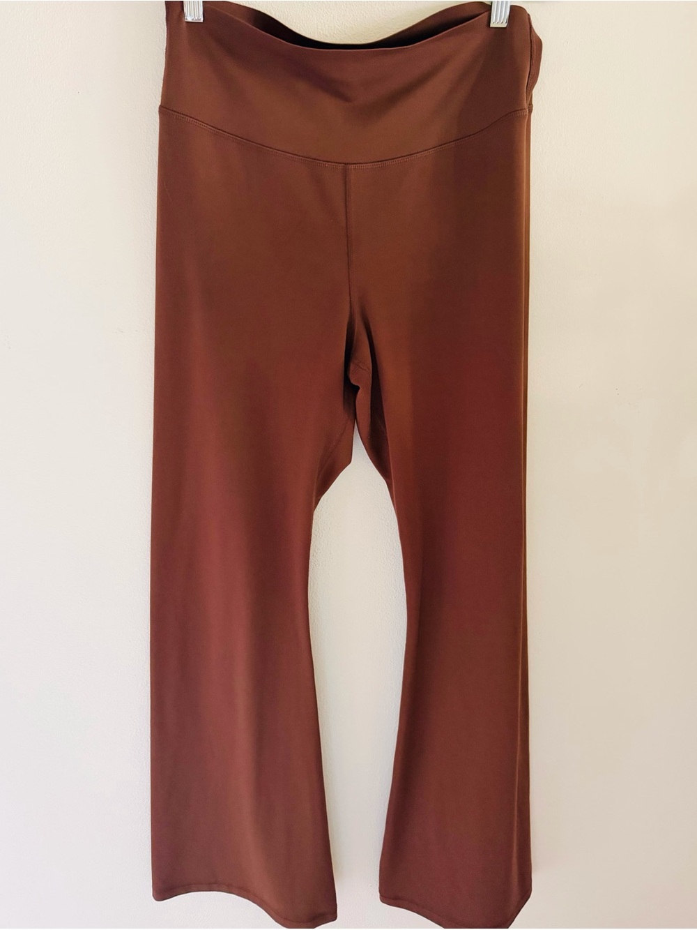 PINK Victoria's Secret Women’s Chocolate Brown Flare Yoga Leggings Size XL